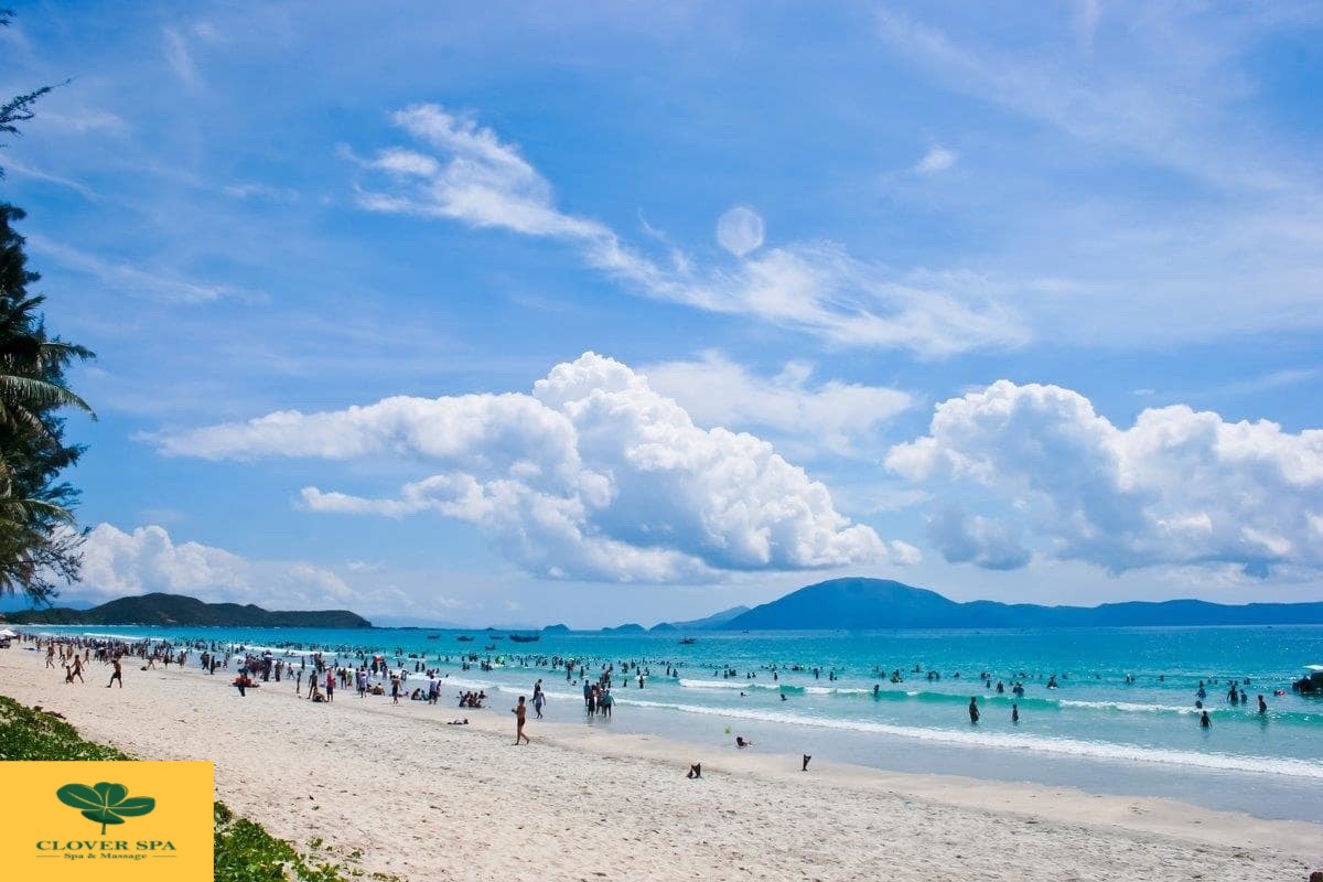 Biển mỹ khê Đà Nẵng 